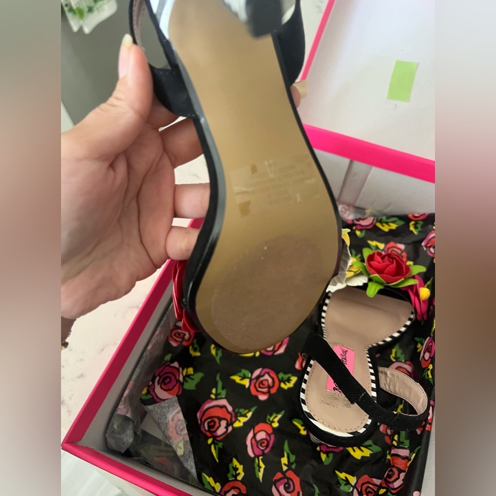 NEW Betsey Johnson Womens Brena Open Toe Special Occasion Slingback Sandals 6 - Picture 4 of 12